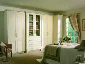 Bespoke Kitchens, from Penyard Kitchens. We design, manufacture and install bespoke kitchens and bedrooms. From traditional kitchens to the latest modern designs, bespoke bedrooms, bespoke rooms, under stairs storage, media walls, home offices, bookcases, utility rooms, bespoke carpentry for Ross on Wye, Herefordshire, Forest of Dean, Gloucestershire, Monmouthshire bespoke kitchens